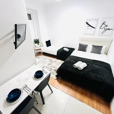 דירה Luxury Flats, Ideal For Tourists *